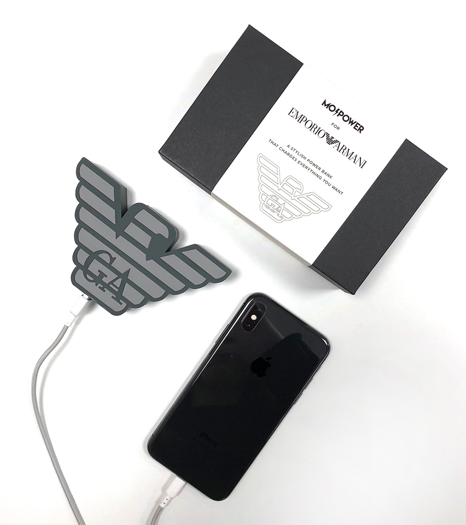 armani power bank